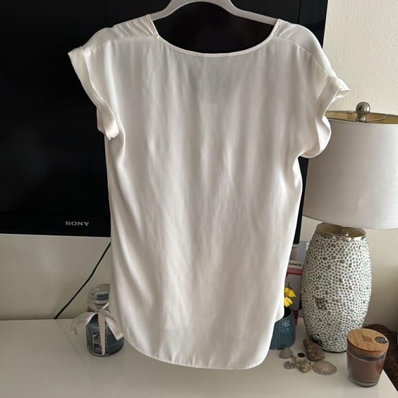 White silk shirt - Picture 2 of 2